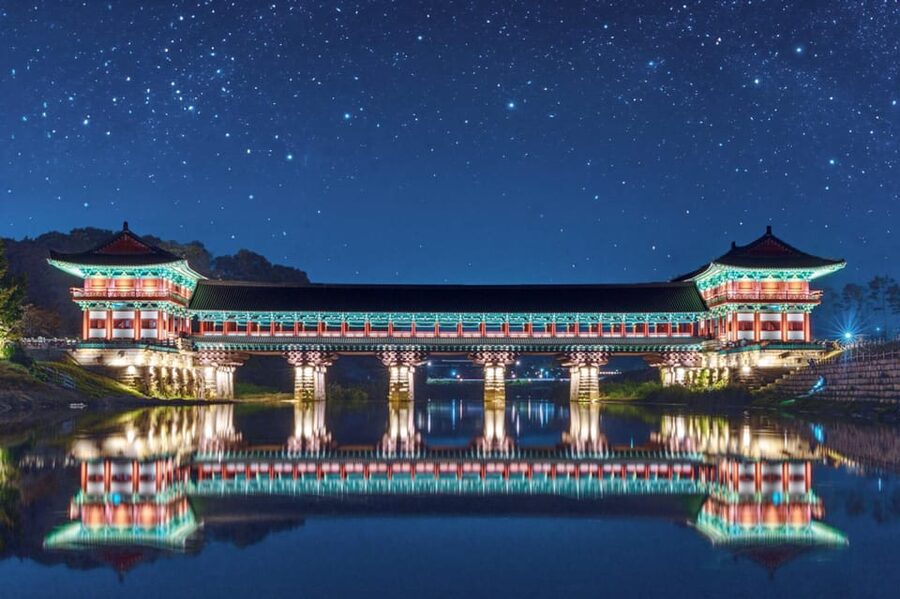 From Busan: Echoes of Silla Gyeongju Historical Day Tour - Hwangnidan-gil adds cafes, shops, and modern Gyeongju