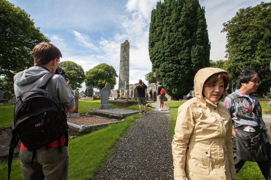 From Dublin: Celtic Boyne Valley and Ancient Sites Tour - Hill of Tara: Ireland’s royal hill