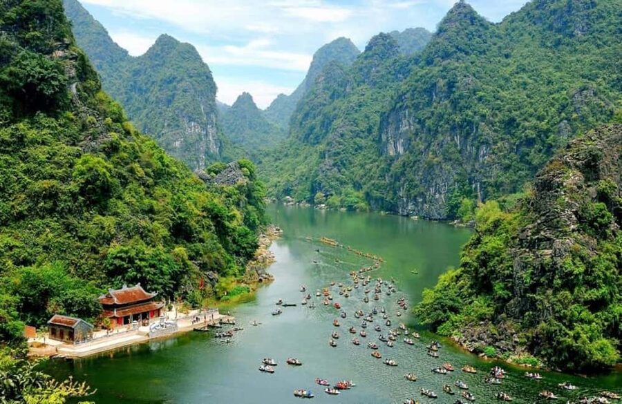 From Hanoi: Trang An eco-tourism - Hoa Lu ancient & Mua Cave - Key points at a glance