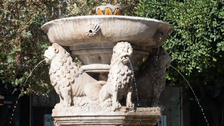 From Heraklion: Historical Center City Tour & Knossos Palace - Is the Archaeological Museum worth the extra €20?