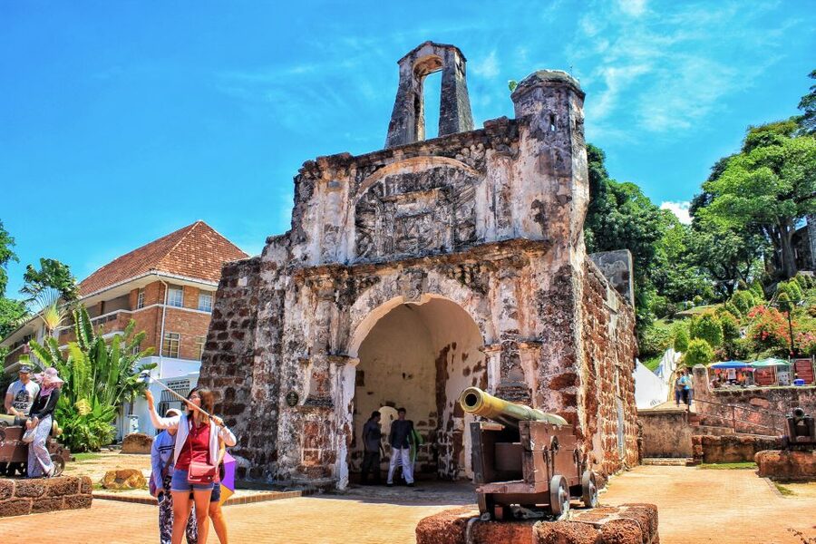 From Kuala Lumpur: Historical Melaka Day Tour with Lunch - Local lunch and a useful pause