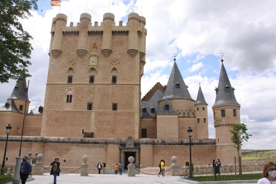From Madrid: History and Charm of Segovia Full-Day Tour - Why Segovia makes a strong day trip from Madrid