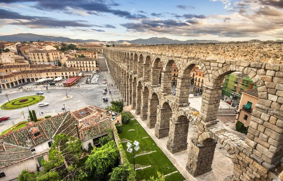 From Madrid: History and Charm of Segovia Full-Day Tour - The Roman Aqueduct gives the day its first big moment