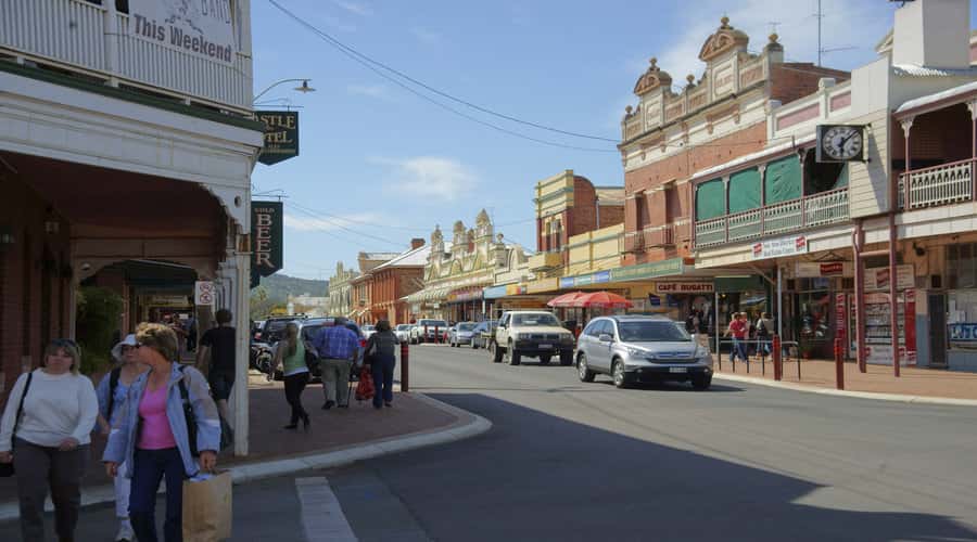 From Perth: Wave Rock, York and Aboriginal Cultural Tour - The Wheatbelt route and Australia’s farming country