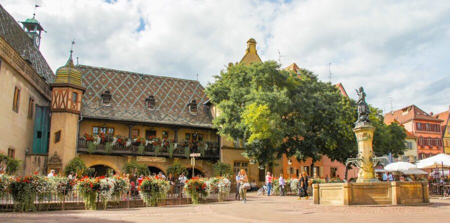 From Strasbourg: Best Of Alsace Historical Day Trip - Kaysersberg: bridge, river, and fortress views