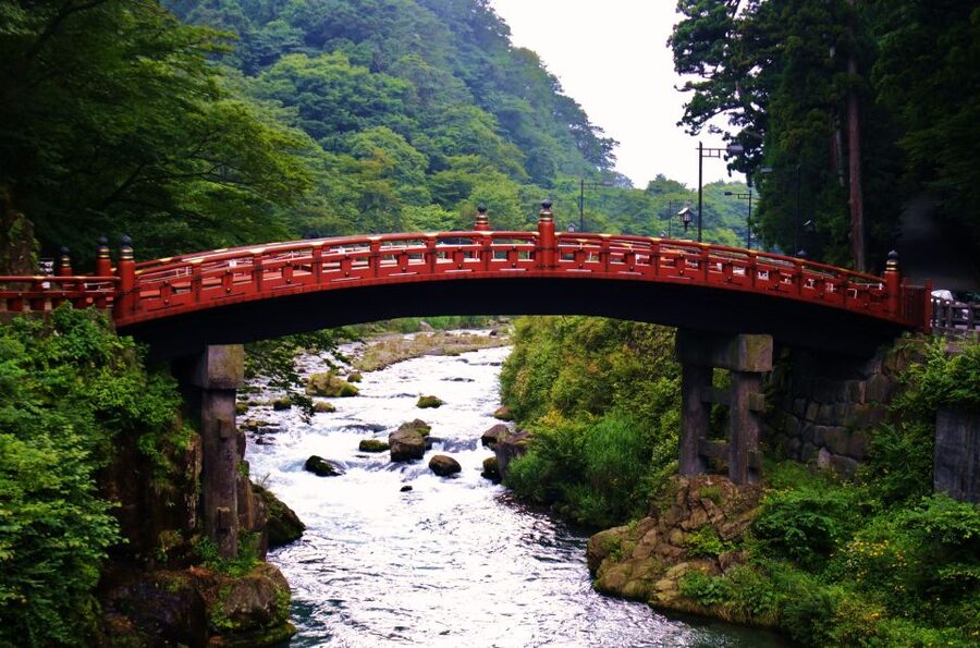 From Tokyo: Guided Day Trip to Nikko World Heritage Sites - Lake Chuzenji in every season