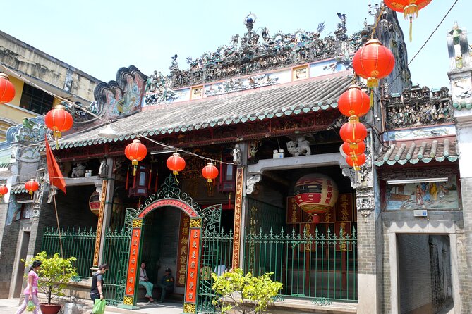 Full-Day Ho Chi Minh City Tour with Colonial Heritage & Chinatown - Vietnamese coffee with a street-level view