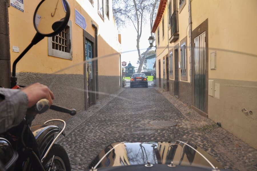 Funchal Exploration: Sidecar Tour with Historical Insights - The Old Town’s doors, walls, and narrow streets