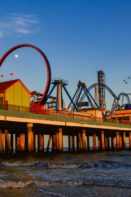 Galveston: Historic Pleasure Pier All-Day Pass - Starting with the rides: Iron Shark and Pirate’s Plunge