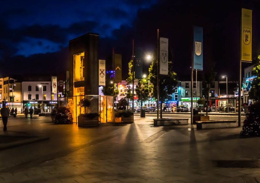 Galway: Dark History Guided City Walking Tour - How long the route feels and what to wear
