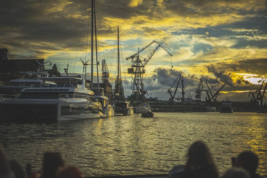 Gdańsk: Sunset Cruise on a Historic Polish Boat - Cruising into the Motława and Old Town