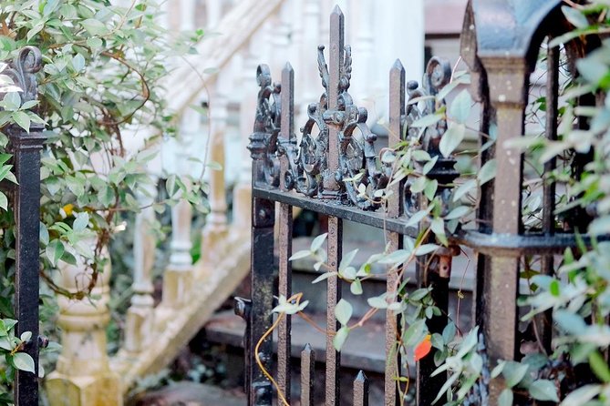 Genteel and Bard's Savannah History Walking Tour - Madison Square and the Civil War era