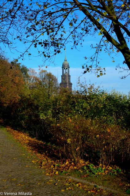 German Hamburg Historic City Center Pay-What-You-Want Tour - Sampling Hamburg’s port food culture