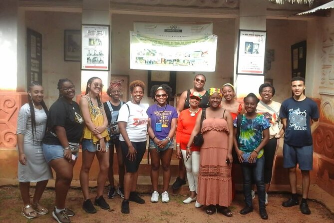 Ghana Heritage Tours - Beyond The Return - Beads, botanic gardens, and the road to Kumasi