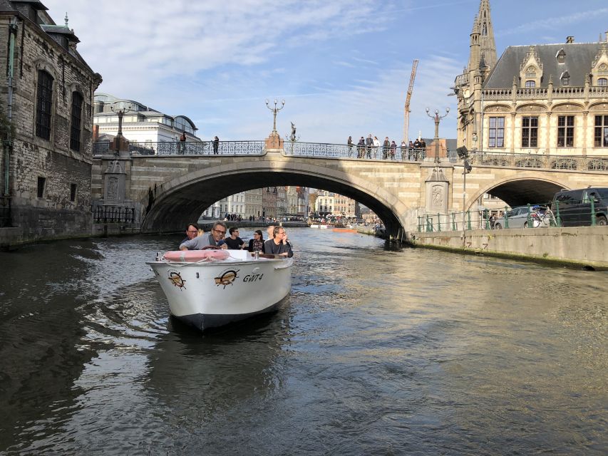Ghent: 40-Minute Historical Boat Tour of City Center - Starting at Graslei 4, beside the correct jetty
