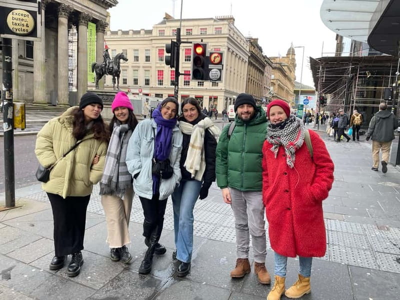 Glasgow: Historical Walking Tour: Guided by a local actor - From early Glasgow to the modern commercial center