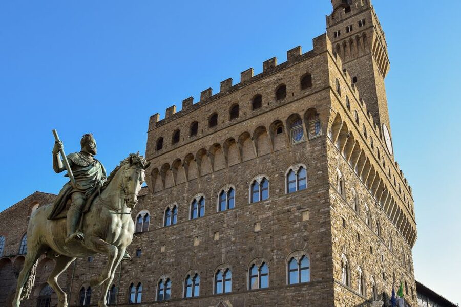 Guided Medici Tour Florence: Discover Mysteries & History - Group Tour or Private Experience?