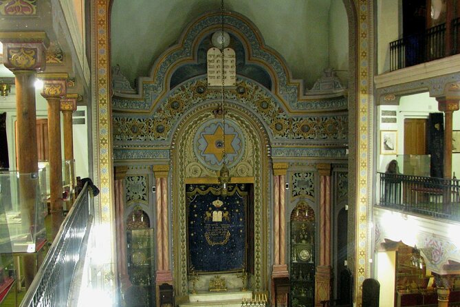 Half-Day Jewish Heritage Walking Tour in Bucharest - The Great Synagogue and the marks of persecution