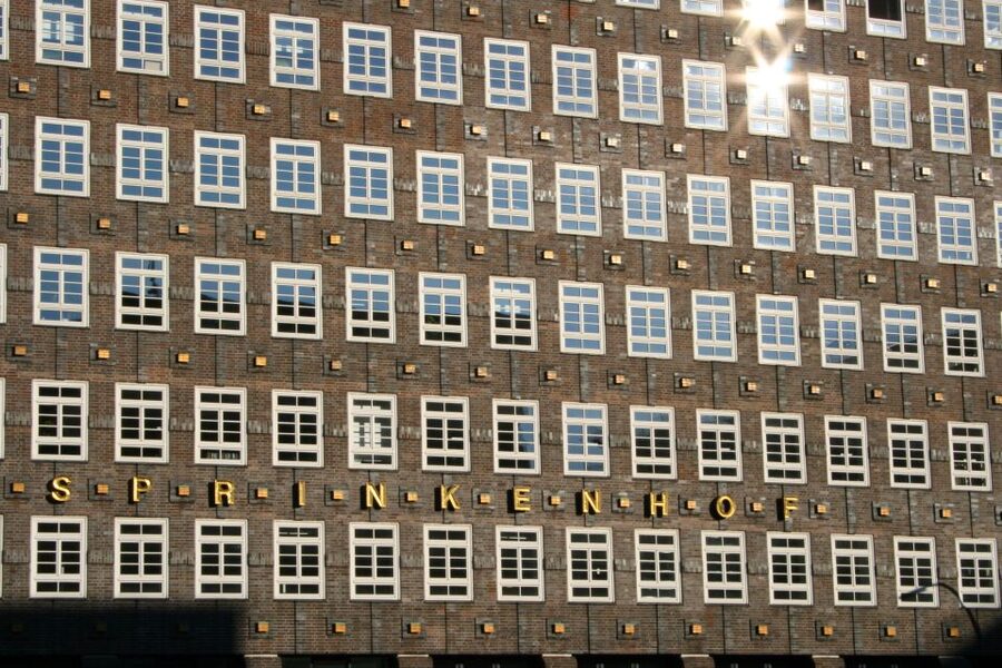 Hamburg: UNESCO-World Heritage Sites Tour - Chilehaus, the tour’s architectural centerpiece