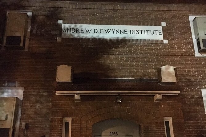 Haunted History of Fort Myers Walking Tour - Sidney & Berne Davis Art Center after dark