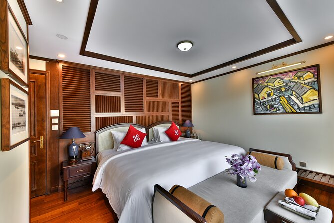 Heritage Binh Chuan 2 Days 1 Night discovery in Lan Ha Bay - Early morning Vovinam and the Dark and Bright Cave