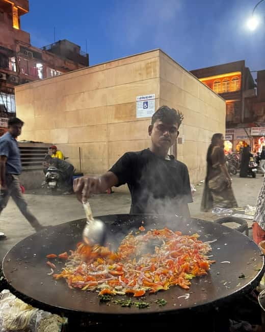 Heritage Walk & Street Food Tasting in Jaipur - Chhoti Chaupar: A Final Round of Street Food