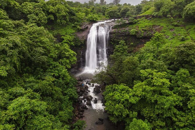 Hill-station & Heritage: Lonavala & Karla Caves Tour from Mumbai - The guides and drivers shape the day