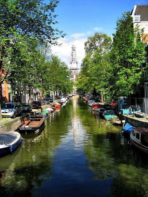 Historic Amsterdam 2-Hour Private Tour with Local Guide - The Red Light District with context