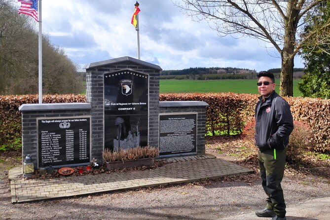 Historic Battle of the Bulge Sites Tour from Brussels - A guide who adapts the history to your group