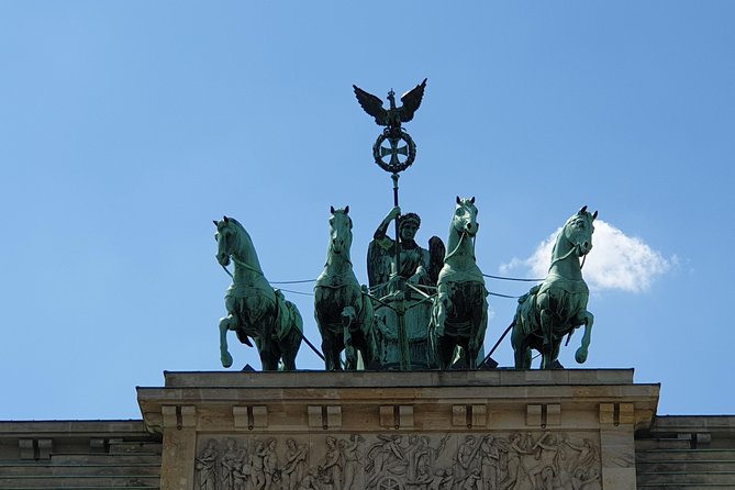 Historic center of Berlin - Tour in Italian - The Aviation Ministry and the former Führerbunker site