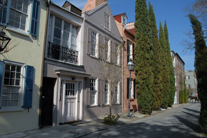 Historic Charleston Walking & Storytelling Tour - The grand house and its huge ballroom