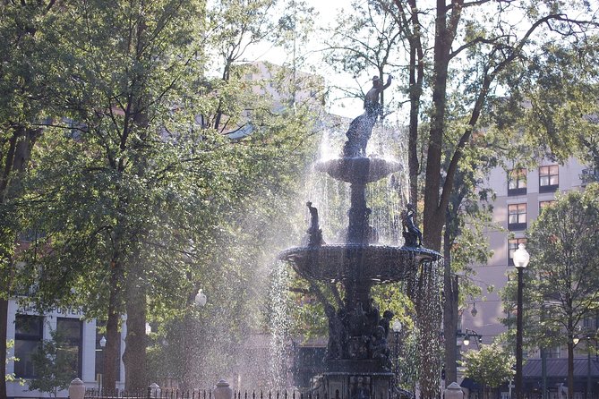 Historic Memphis Guided Walking Tour: Memphis Beyond Beale - The Mississippi River and the making of Memphis