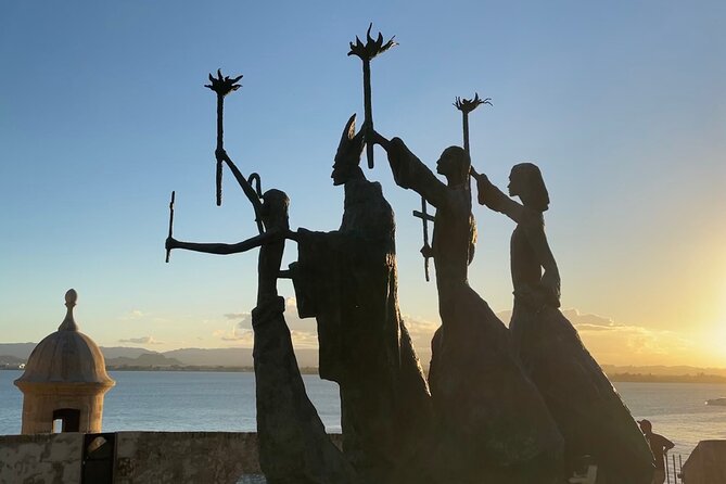 Historic Old San Juan Sunset Walking Tour - La Fortaleza brings the past into the present