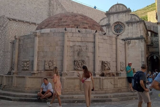 Historic Walk with Game of thrones details in Dubrovnik - A small-group start at Ploče Gate
