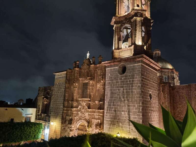 Historical & Cultural Walking Tour of San Miguel de Allende - The Parroquia de San Miguel Arcángel in 20 minutes