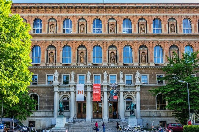 Historical Hitler Walking Tour of Vienna - Why this walk matters in Vienna