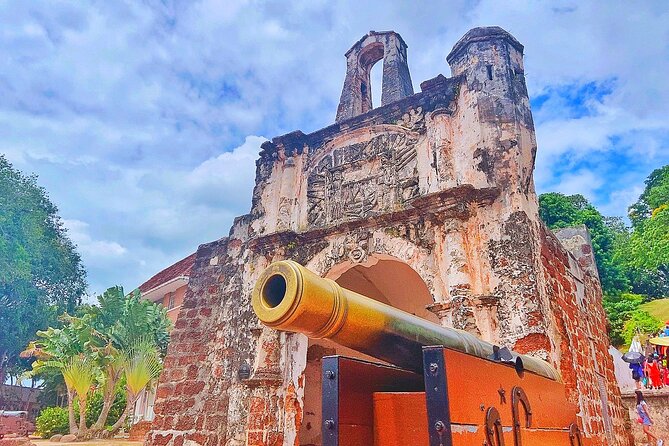 Historical Malacca Day Tour from Kuala Lumpur (Private Tour) - A Famosa gives you a small but important clue
