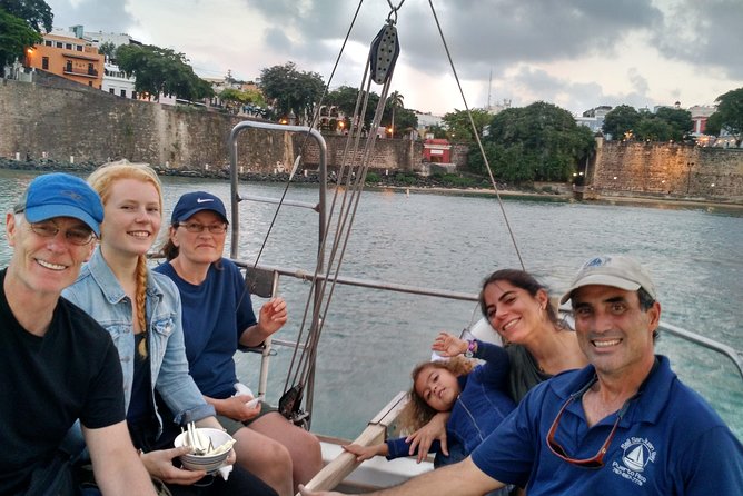 Historical San Juan Bay Sunset Sailing Tour - Drinks, seating, and the small-boat tradeoff