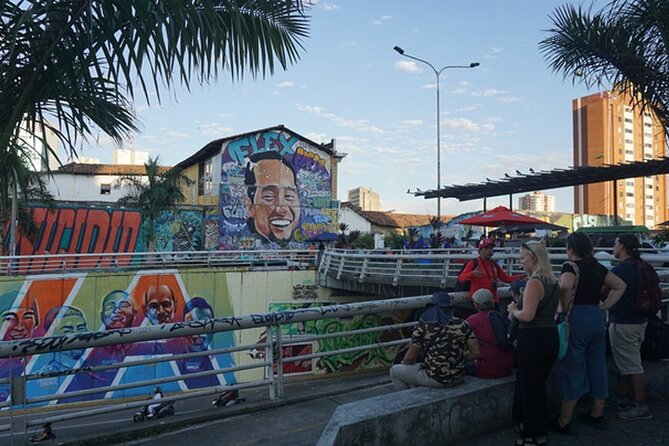Historical Shared Tour Salsa, Graffiti & Resistance in Cali - Parque de las Piedras and public gathering spaces