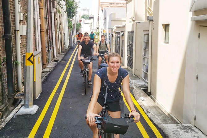 Historical Singapore Bike Tour on Full-Sized Bicycles - From the financial district to Marina Bay