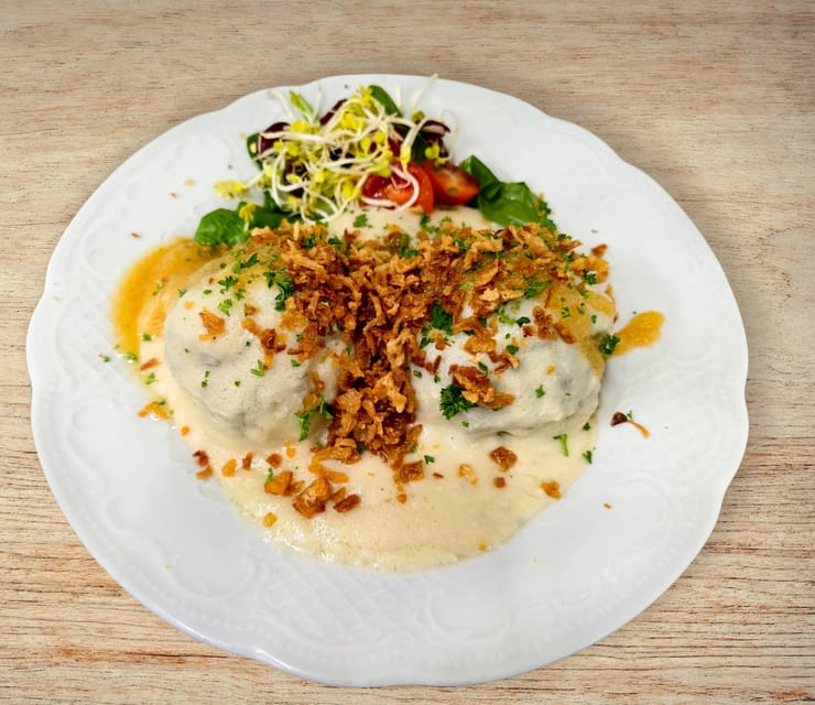 Historical tour of the old town including a Saxon dinner - Practical timing and booking advice