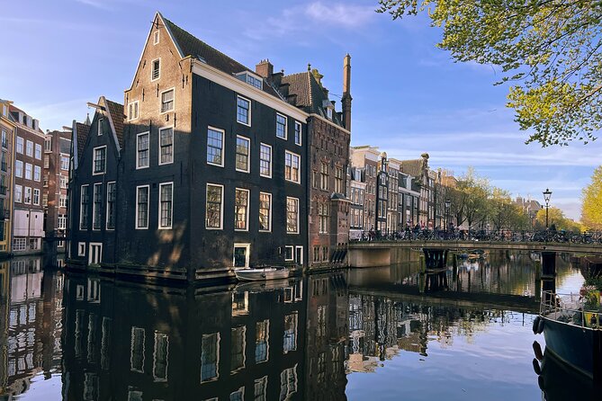 Historical Walking Tour, private with local Dutch guide - Canal Ring architecture, water, and houseboats