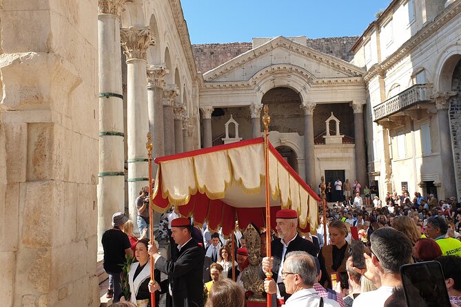 History & Cultural Walking Tour of Split and Diocletian's Palace - The Vestibule and the sound of Dalmatia