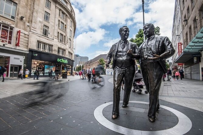 History Guided Tour of Liverpool and the Beatles - The Cavern Club, with admission separate