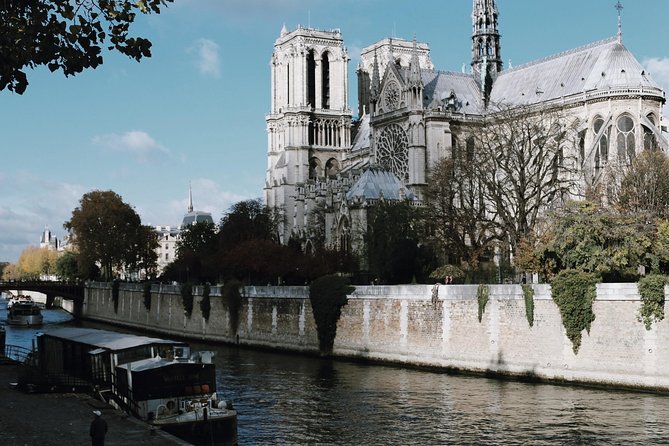History of Paris City Center w/ Notre Dame Semi-Private 12ppl Max - Why this Paris walk works for first-time visitors