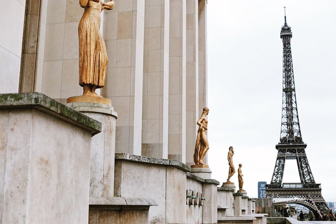 History of Paris City Center w/ Notre Dame Semi-Private 12ppl Max - The Louvre from courtyard to pyramid
