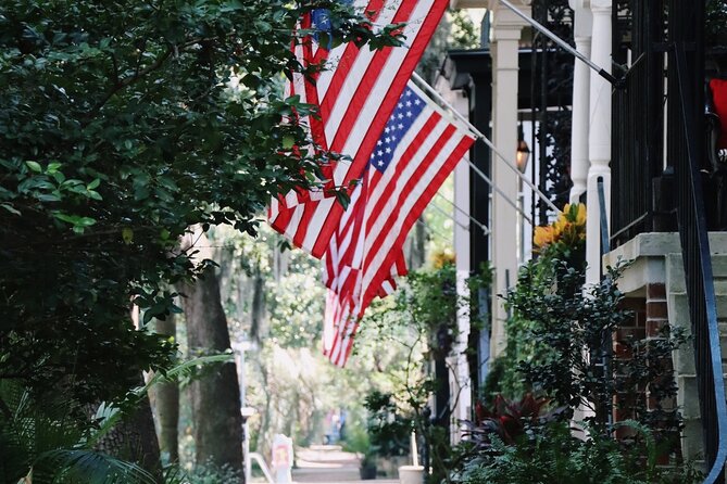 History of Savannah Walking Tour - Colonial Park Cemetery and Savannah’s Victorian past
