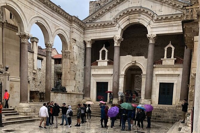 History Split Walking Tour in French -Small group - The Golden Gate and Gregory of Nin