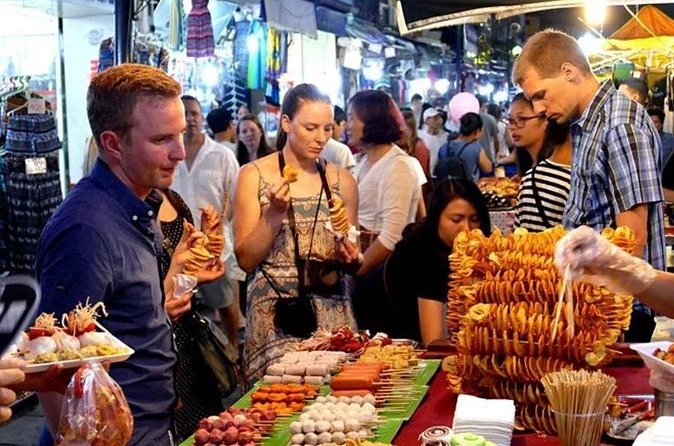 Hoi An Ancient Town - Night Market Street Food Walking Tours - Pickup, meeting point, and the pace of the route