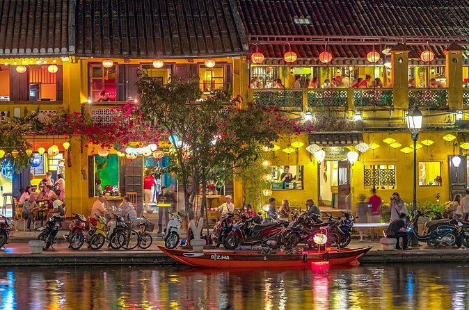 Hoi An Ancient Town - Night Market Street Food Walking Tours - Guide quality can shape the whole night